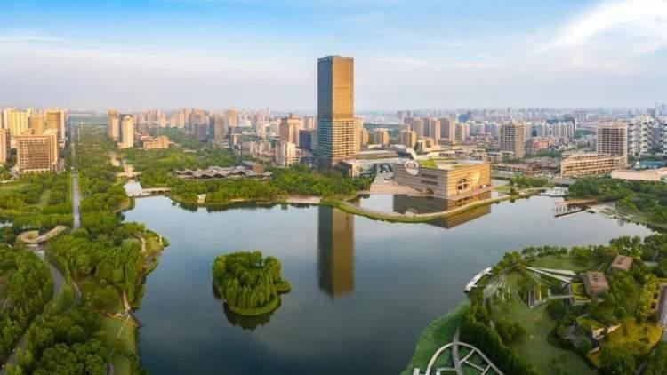 凤凰最新军事视频直播，透视现代战争的科技前沿